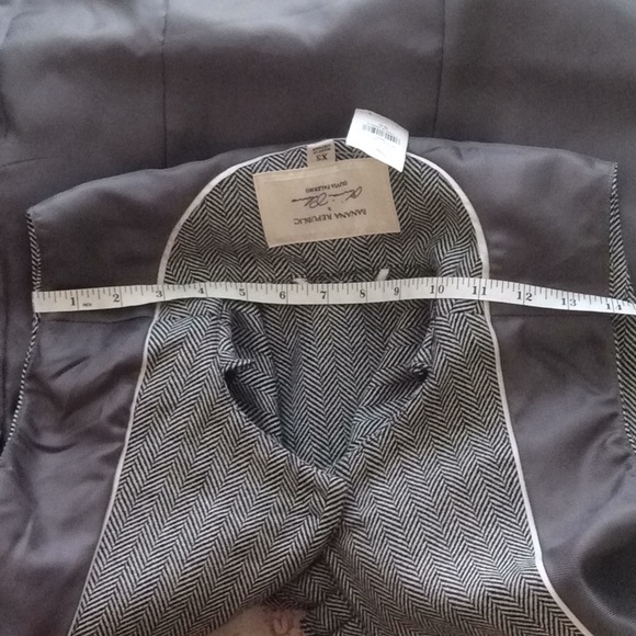 🍄HP🍄 BANANA REPUBLIC XS HERRINGBONE CAPE - Picture 7 of 8